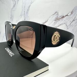 New CHANEL Sunglasses